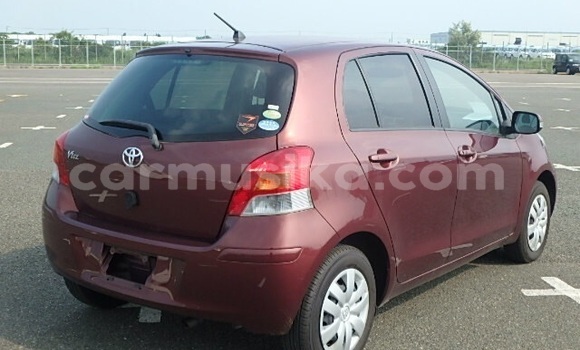 Acheter Occasion Voiture Toyota Vitz Beige à Beitbridge, Matabeleland South Acheter Occasion Voiture Toyota Vitz Beige à Beitbridge, Matabeleland South