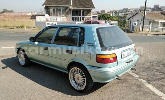 Nunua Ilio tumika Toyota Tacoma Kijani Gari ndani ya Beitbridge nchini Matabeleland Kusini Nunua Ilio tumika Toyota Tacoma Kijani Gari ndani ya Beitbridge nchini Matabeleland Kusini