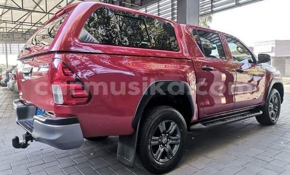 Acheter Occasion Voiture Toyota Hilux Rouge à Beitbridge, Matabeleland South Acheter Occasion Voiture Toyota Hilux Rouge à Beitbridge, Matabeleland South