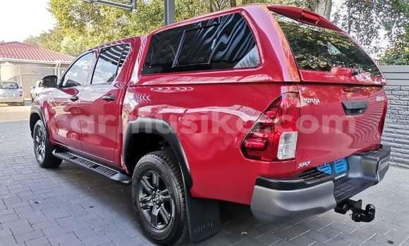 Acheter Occasion Voiture Toyota Hilux Rouge à Beitbridge, Matabeleland South Acheter Occasion Voiture Toyota Hilux Rouge à Beitbridge, Matabeleland South