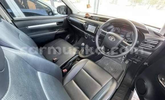 Acheter Occasion Voiture Toyota Hilux Autre à Beitbridge, Matabeleland South Acheter Occasion Voiture Toyota Hilux Autre à Beitbridge, Matabeleland South