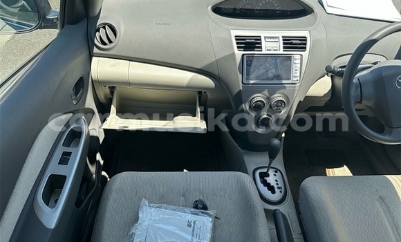 Nunua Ilio tumika Toyota Belta Bluu Gari ndani ya Beitbridge nchini Matabeleland Kusini Nunua Ilio tumika Toyota Belta Bluu Gari ndani ya Beitbridge nchini Matabeleland Kusini