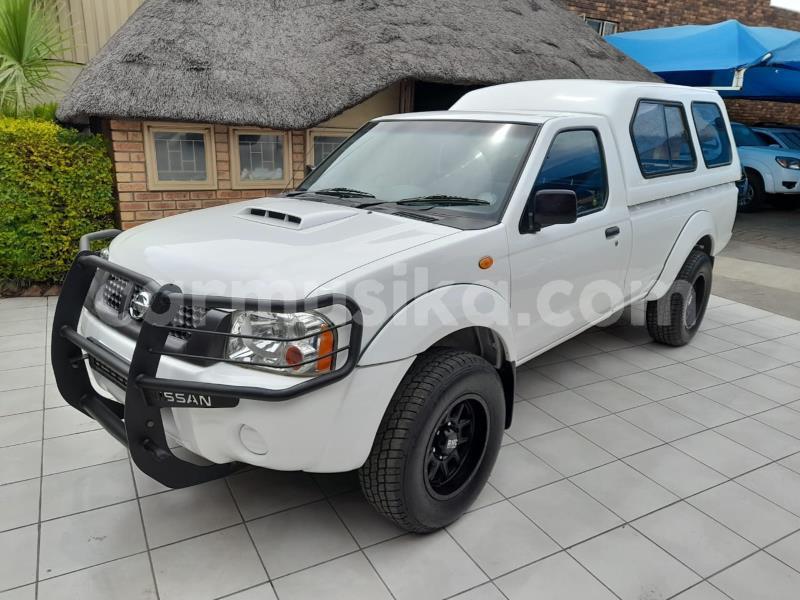 Big with watermark nissan hardbody matabeleland south beitbridge 34091