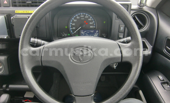 Buy Used Toyota Probox White Car in Beitbridge in Matabeleland South Buy Used Toyota Probox White Car in Beitbridge in Matabeleland South