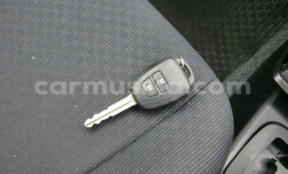 Buy Used Toyota Probox White Car in Beitbridge in Matabeleland South Buy Used Toyota Probox White Car in Beitbridge in Matabeleland South