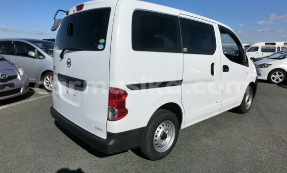 Buy Used Nissan NV200 White Car in Beitbridge in Matabeleland South Buy Used Nissan NV200 White Car in Beitbridge in Matabeleland South