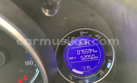 Buy Used Honda Fit Blue Car in Beitbridge in Matabeleland South Buy Used Honda Fit Blue Car in Beitbridge in Matabeleland South