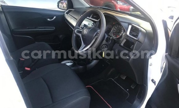 Acheter Occasion Voiture Honda BR-V Blanc à Beitbridge, Matabeleland South Acheter Occasion Voiture Honda BR-V Blanc à Beitbridge, Matabeleland South