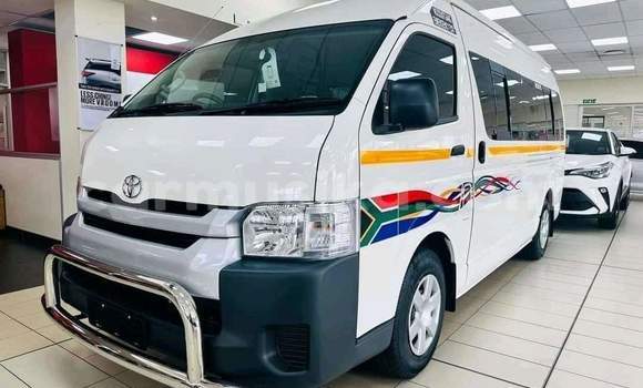 Nunua Ilio tumika Toyota Hiace Nyeupe Gari ndani ya Beitbridge nchini Matabeleland Kusini