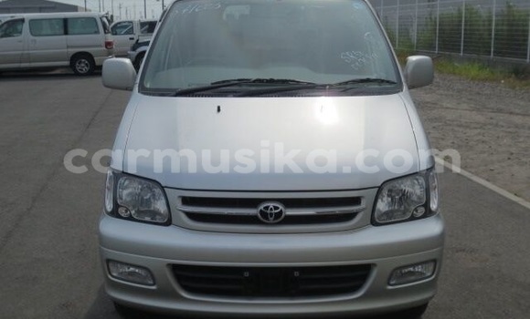 Nunua Ilio tumika Toyota Noah Fedha Gari ndani ya Beitbridge nchini Matabeleland Kusini