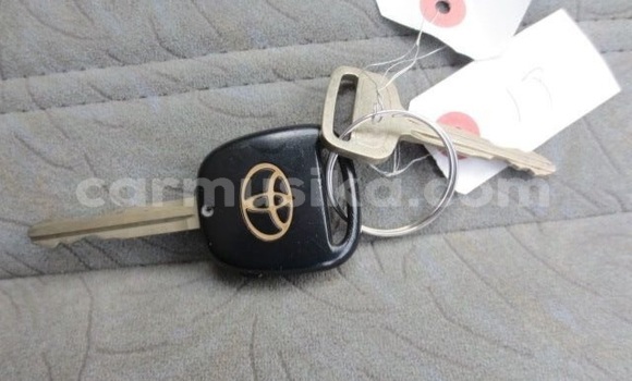 Acheter Occasion Voiture Toyota Noah Gris à Beitbridge, Matabeleland South Acheter Occasion Voiture Toyota Noah Gris à Beitbridge, Matabeleland South