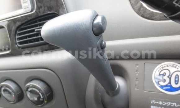 Acheter Occasion Voiture Toyota Noah Gris à Beitbridge, Matabeleland South Acheter Occasion Voiture Toyota Noah Gris à Beitbridge, Matabeleland South