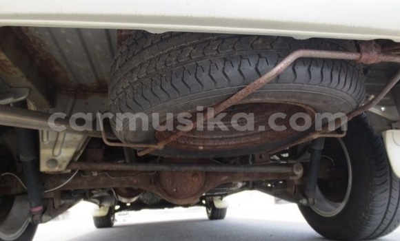 Acheter Occasion Voiture Toyota Noah Gris à Beitbridge, Matabeleland South Acheter Occasion Voiture Toyota Noah Gris à Beitbridge, Matabeleland South