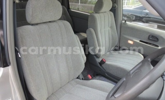 Acheter Occasion Voiture Toyota Noah Gris à Beitbridge, Matabeleland South Acheter Occasion Voiture Toyota Noah Gris à Beitbridge, Matabeleland South