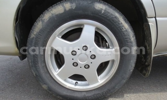 Acheter Occasion Voiture Toyota Noah Gris à Beitbridge, Matabeleland South Acheter Occasion Voiture Toyota Noah Gris à Beitbridge, Matabeleland South