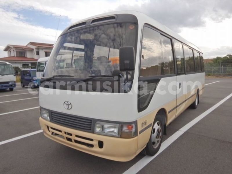 Big with watermark toyota coaster matabeleland south beitbridge 34104