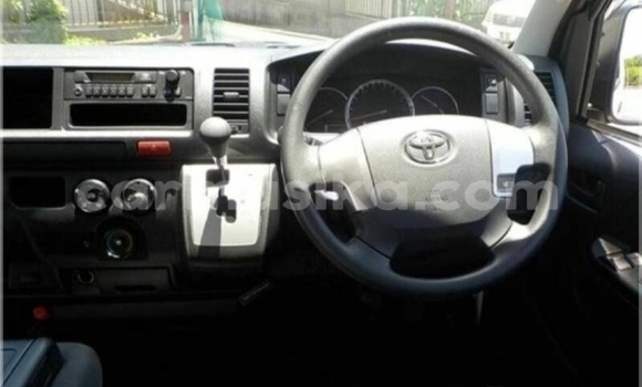 Acheter Occasion Voiture Toyota Hiace Blanc à Beitbridge, Matabeleland South Acheter Occasion Voiture Toyota Hiace Blanc à Beitbridge, Matabeleland South