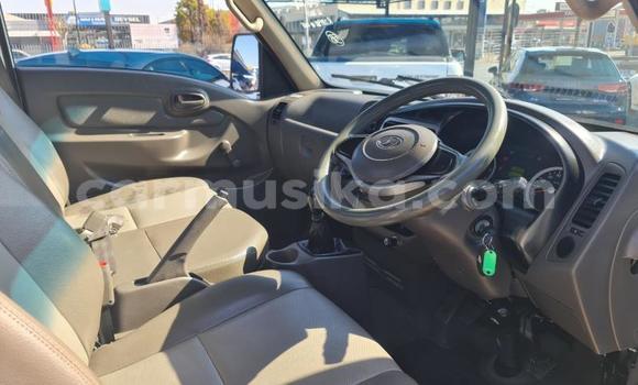 Acheter Occasion Voiture Hyundai H1 Blanc à Beitbridge, Matabeleland South Acheter Occasion Voiture Hyundai H1 Blanc à Beitbridge, Matabeleland South