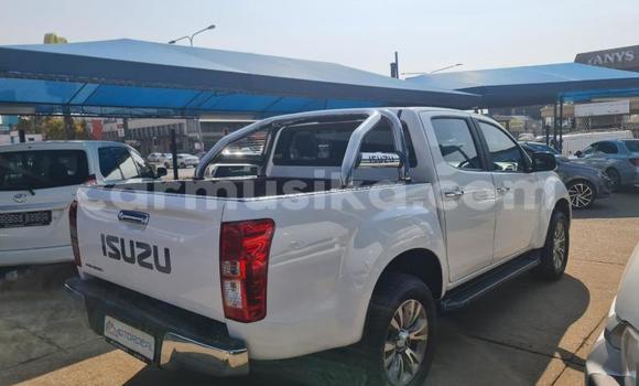 Acheter Occasion Voiture Toyota Hilux Blanc à Beitbridge, Matabeleland South Acheter Occasion Voiture Toyota Hilux Blanc à Beitbridge, Matabeleland South