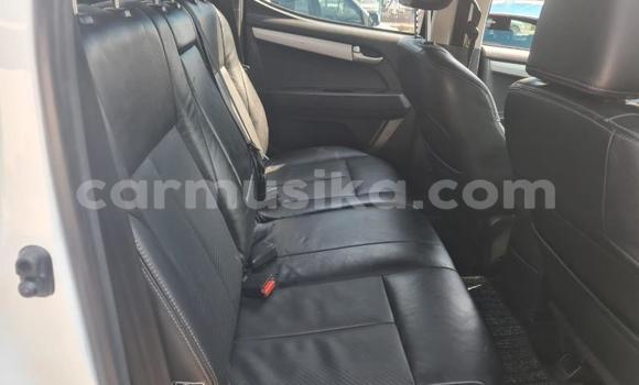 Acheter Occasion Voiture Toyota Hilux Blanc à Beitbridge, Matabeleland South Acheter Occasion Voiture Toyota Hilux Blanc à Beitbridge, Matabeleland South