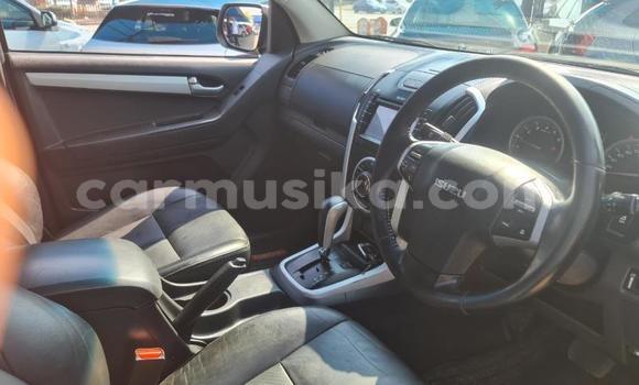 Acheter Occasion Voiture Toyota Hilux Blanc à Beitbridge, Matabeleland South Acheter Occasion Voiture Toyota Hilux Blanc à Beitbridge, Matabeleland South