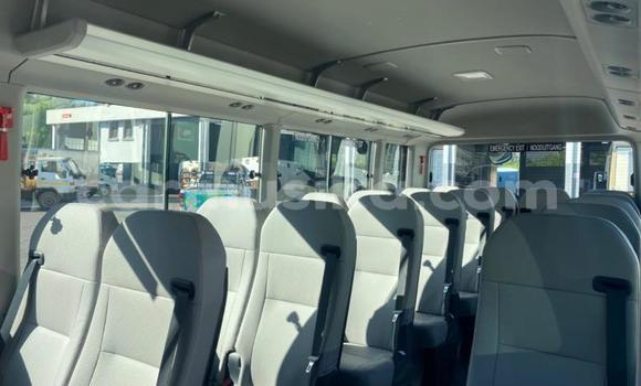 Acheter Occasion Voiture Toyota Coaster Blanc à Beitbridge, Matabeleland South Acheter Occasion Voiture Toyota Coaster Blanc à Beitbridge, Matabeleland South