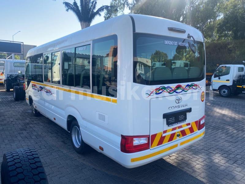 Big with watermark toyota coaster matabeleland south beitbridge 34119