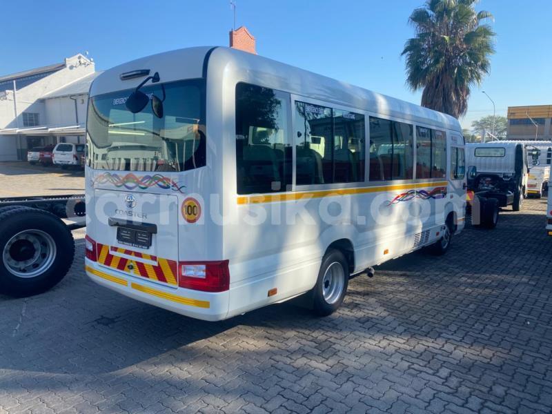 Big with watermark toyota coaster matabeleland south beitbridge 34119