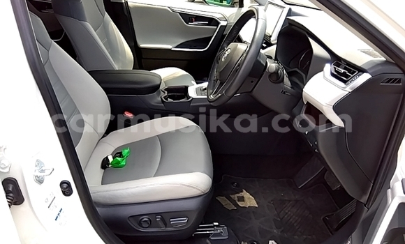 Acheter Occasion Voiture Toyota RAV4 Blanc à Harare, Harare Acheter Occasion Voiture Toyota RAV4 Blanc à Harare, Harare