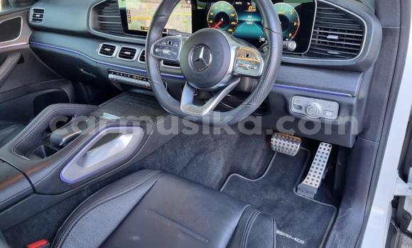 Tenga Tsaru Mercedes‒Benz GLE Chena Mota in Beitbridge in Matabeleland South Tenga Tsaru Mercedes‒Benz GLE Chena Mota in Beitbridge in Matabeleland South