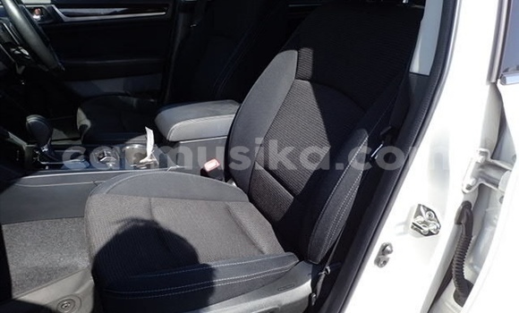 Acheter Occasion Voiture Subaru Legacy Blanc à Beitbridge, Matabeleland South Acheter Occasion Voiture Subaru Legacy Blanc à Beitbridge, Matabeleland South