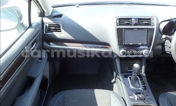 Acheter Occasion Voiture Subaru Legacy Blanc à Beitbridge, Matabeleland South Acheter Occasion Voiture Subaru Legacy Blanc à Beitbridge, Matabeleland South