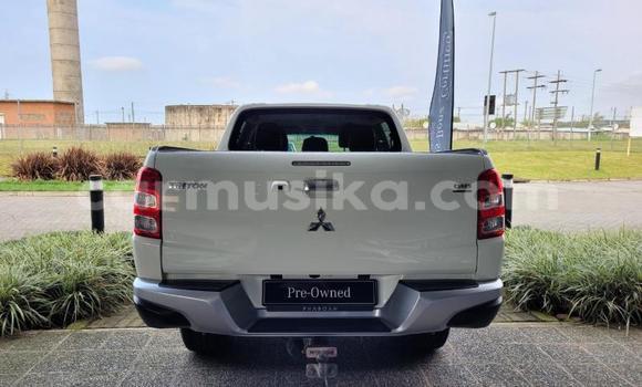 Tenga Tsaru Mitsubishi Triton Chena Mota in Beitbridge in Matabeleland South Tenga Tsaru Mitsubishi Triton Chena Mota in Beitbridge in Matabeleland South