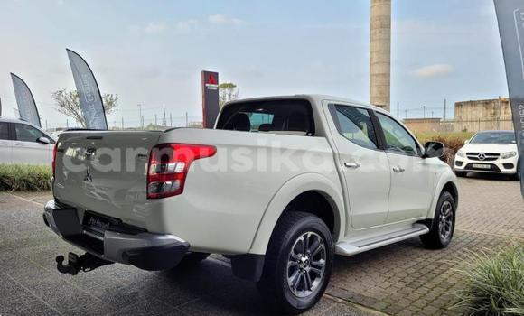 Tenga Tsaru Mitsubishi Triton Chena Mota in Beitbridge in Matabeleland South Tenga Tsaru Mitsubishi Triton Chena Mota in Beitbridge in Matabeleland South