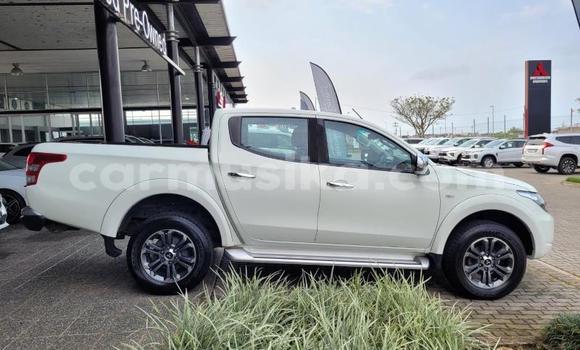 Tenga Tsaru Mitsubishi Triton Chena Mota in Beitbridge in Matabeleland South Tenga Tsaru Mitsubishi Triton Chena Mota in Beitbridge in Matabeleland South