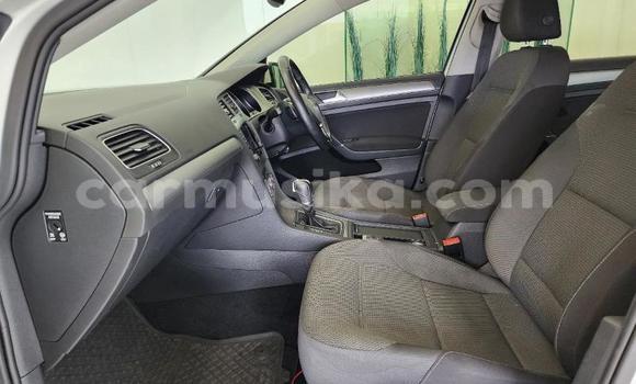 Acheter Occasion Voiture Volkswagen Golf Blanc à Beitbridge, Matabeleland South Acheter Occasion Voiture Volkswagen Golf Blanc à Beitbridge, Matabeleland South