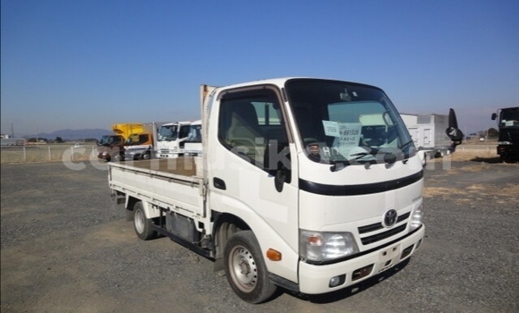 Tenga Tsaru Toyota Dyna Chena Mota in Beitbridge in Matabeleland South Tenga Tsaru Toyota Dyna Chena Mota in Beitbridge in Matabeleland South