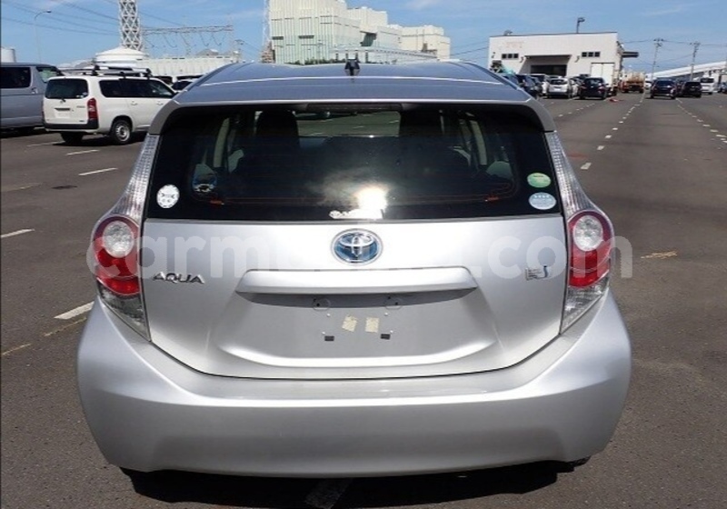 Big with watermark toyota vitz matabeleland south beitbridge 34140