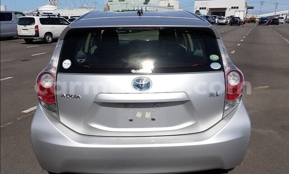 Tenga Tsaru Toyota Vitz Sirivha Mota in Beitbridge in Matabeleland South Tenga Tsaru Toyota Vitz Sirivha Mota in Beitbridge in Matabeleland South