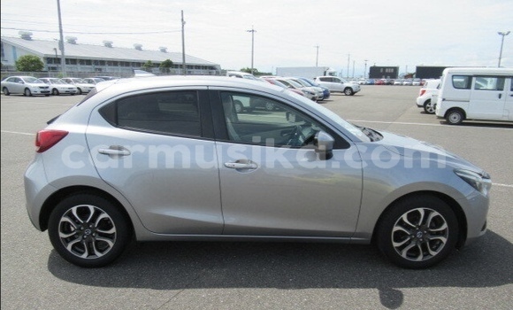 Tenga Tsaru Mazda Demio Sirivha Mota in Beitbridge in Matabeleland South Tenga Tsaru Mazda Demio Sirivha Mota in Beitbridge in Matabeleland South