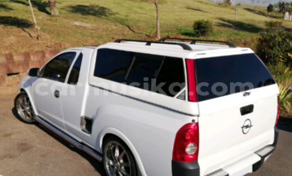 Acheter Occasion Voiture Opel Corsa Blanc à Beitbridge, Matabeleland South Acheter Occasion Voiture Opel Corsa Blanc à Beitbridge, Matabeleland South