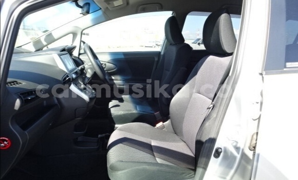 Acheter Occasion Voiture Toyota Wish Gris à Beitbridge, Matabeleland South Acheter Occasion Voiture Toyota Wish Gris à Beitbridge, Matabeleland South