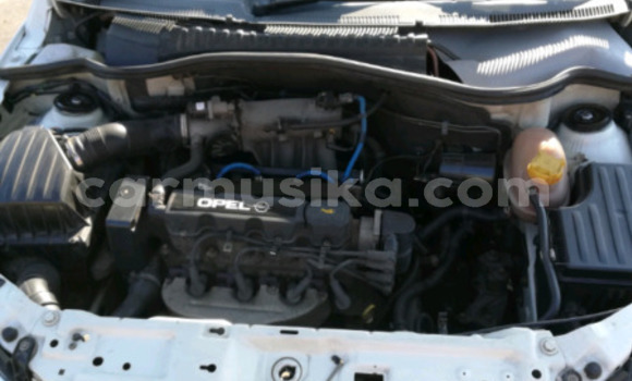 Acheter Occasion Voiture Opel Corsa Blanc à Beitbridge, Matabeleland South Acheter Occasion Voiture Opel Corsa Blanc à Beitbridge, Matabeleland South