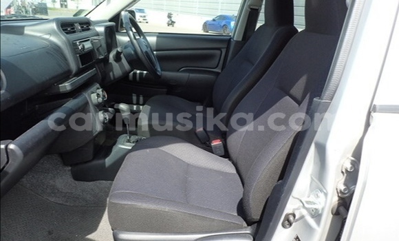 Acheter Occasion Voiture Toyota Probox Gris à Beitbridge, Matabeleland South Acheter Occasion Voiture Toyota Probox Gris à Beitbridge, Matabeleland South