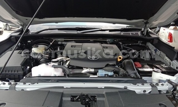 Acheter Occasion Voiture Toyota Hilux Gris à Beitbridge, Matabeleland South Acheter Occasion Voiture Toyota Hilux Gris à Beitbridge, Matabeleland South