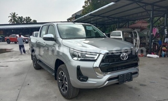Acheter Occasion Voiture Toyota Hilux Gris à Beitbridge, Matabeleland South Acheter Occasion Voiture Toyota Hilux Gris à Beitbridge, Matabeleland South