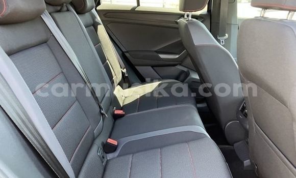 Acheter Occasion Voiture Volkswagen T-Roc Bleu à Harare, Harare Acheter Occasion Voiture Volkswagen T-Roc Bleu à Harare, Harare