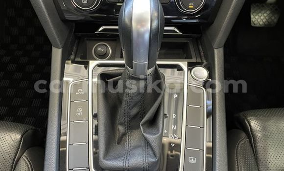 Acheter Occasion Voiture Volkswagen Passat Bleu à Harare, Harare Acheter Occasion Voiture Volkswagen Passat Bleu à Harare, Harare