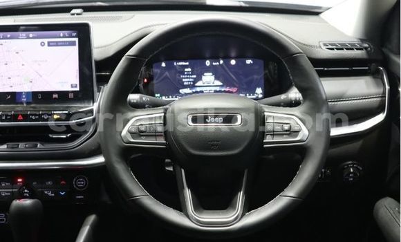 Nunua Ilio tumika Jeep Commander Fedha Gari ndani ya Harare nchini Harare Nunua Ilio tumika Jeep Commander Fedha Gari ndani ya Harare nchini Harare