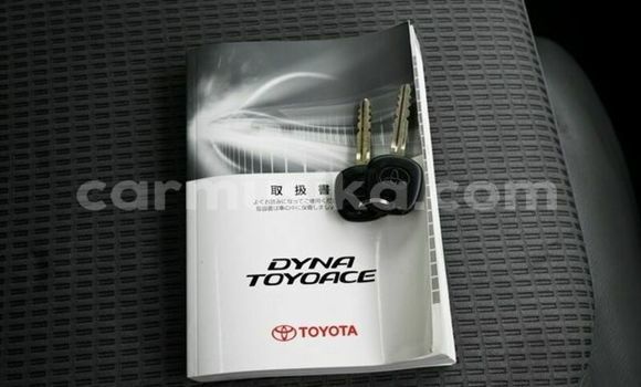 Acheter Occasion Utilitaire Toyota Dyna Blanc à Beitbridge, Matabeleland South Acheter Occasion Utilitaire Toyota Dyna Blanc à Beitbridge, Matabeleland South